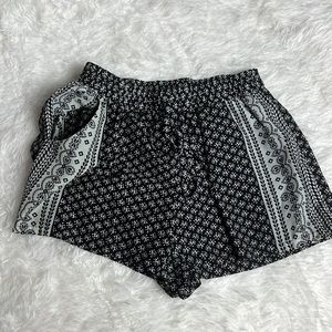BeBop Patterned Shorts - Black M